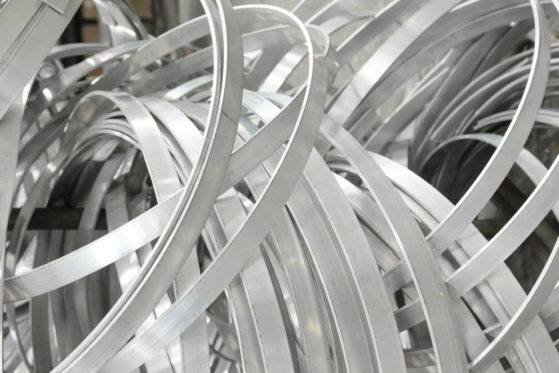 Aluminiumprofil biegen - Diese beiden Verfahren bieten sich an