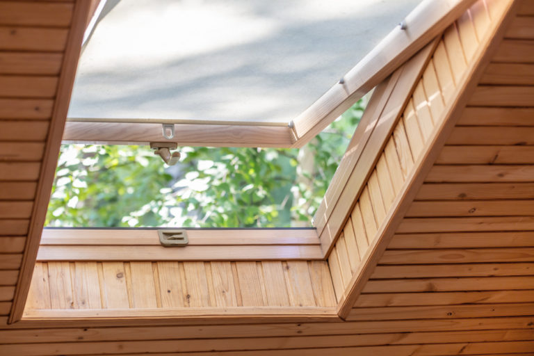 Rollo für das Dachfenster selber machen Diese Möglichkeiten gibt es
