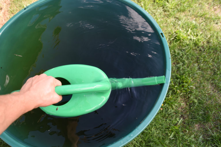 Regentonne reparieren Diese Materialien werden benötigt